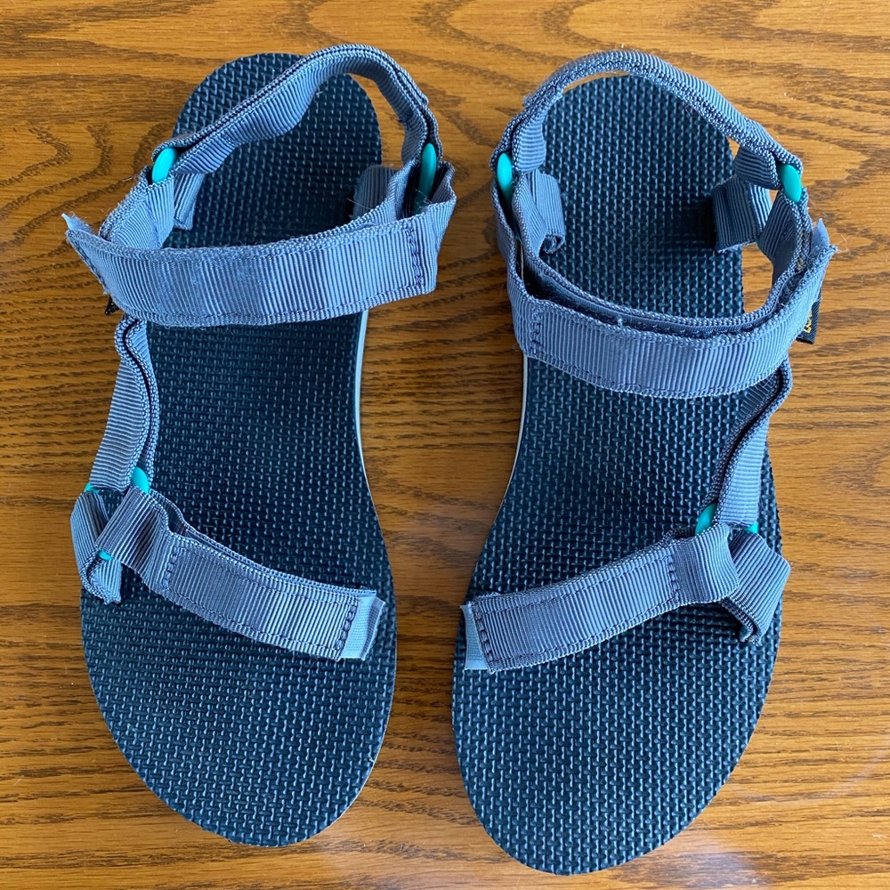 Teva Universal Sandals Purple/Gray Size 9